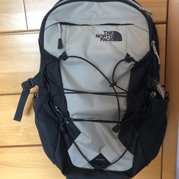 north face borealis dimensions